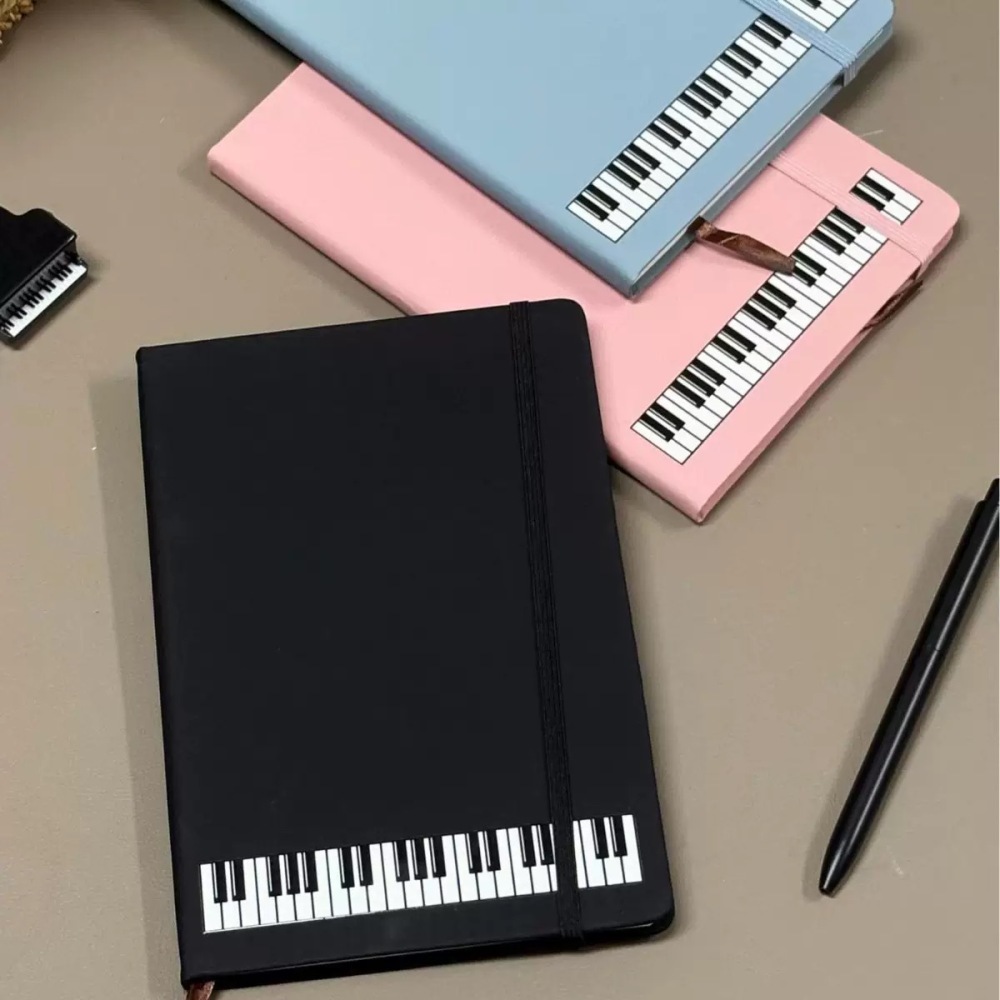 Блокнот в музыкальной тематике – обзор и цена Blank Sheet Music Notebook